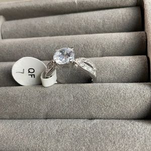 Solitaire silver ring size 7